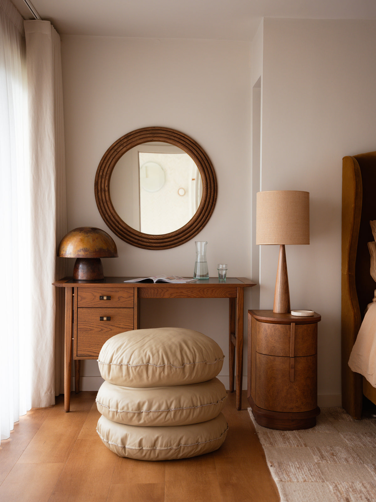 Round Leather Pouf Ø75 cm, Beige
