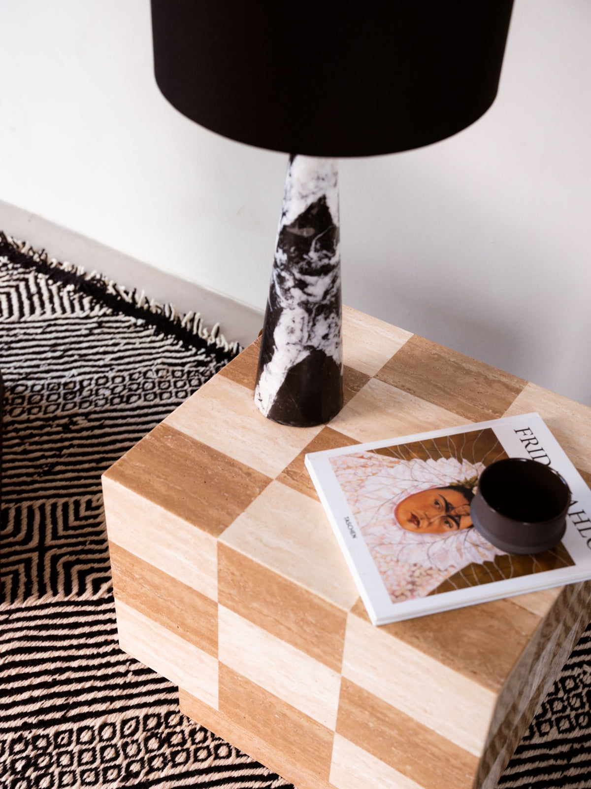 TL 11 Table Lamp, Black Khenifra marble - Black