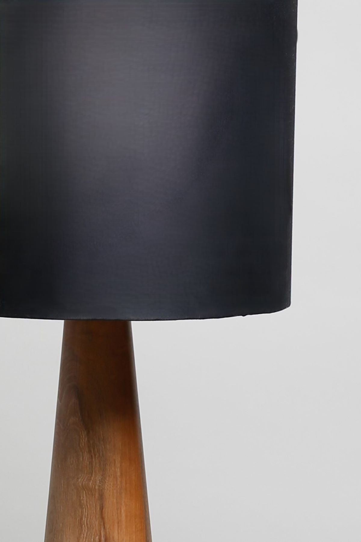 FL 11 Floor Lamp, Walnut wood - Black