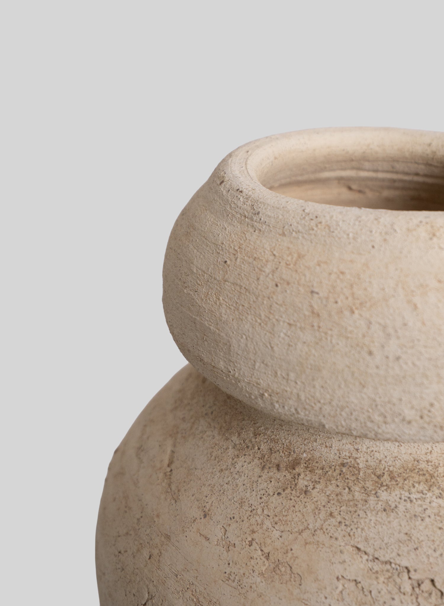 Tamegroute Round Sculptural Vase H50 cm, Unglazed