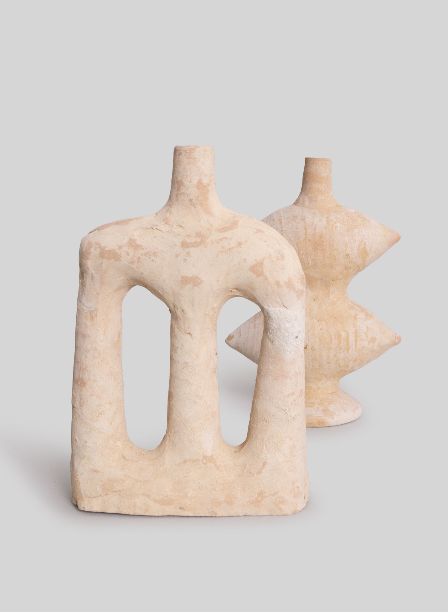 Tamegroute Triple-Arm Vase H27 cm, Unglazed