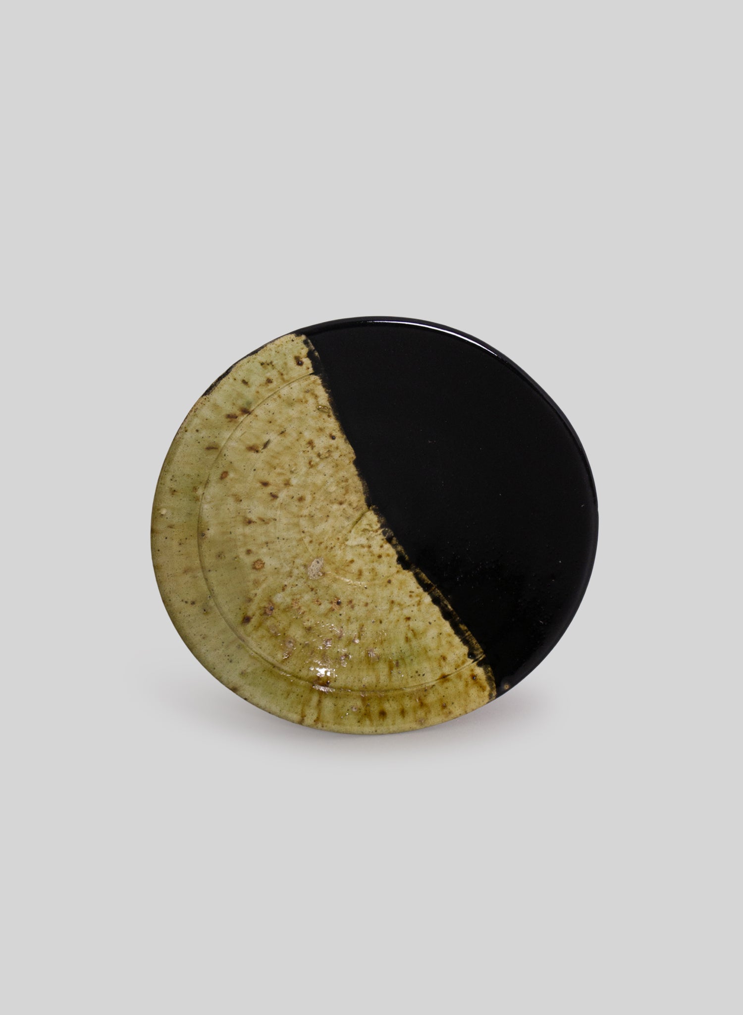 Tamegroute Dining Plate Ø22 cm, Olive-Black