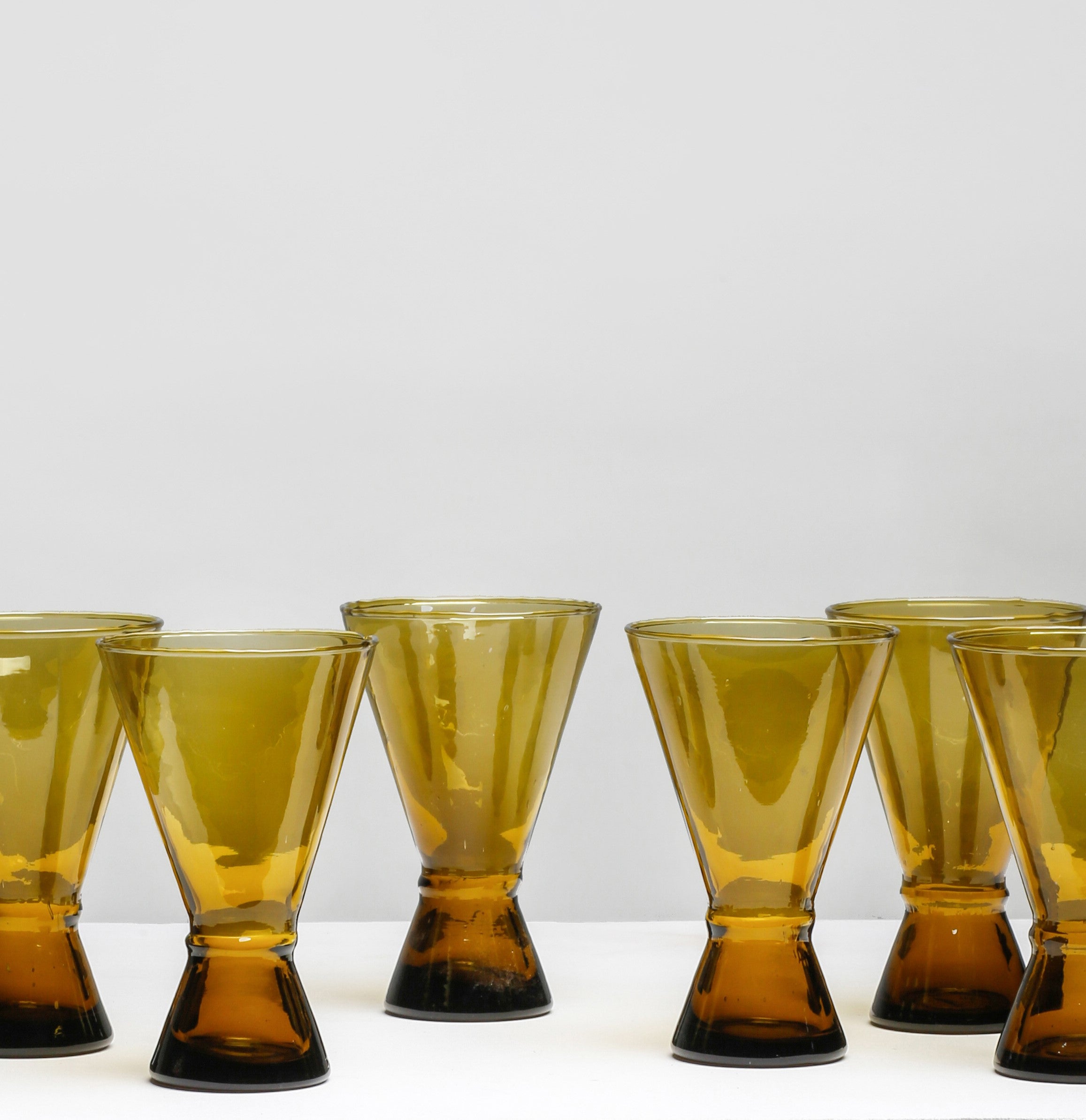 H14 Wine Glass Ø25 cl, Brown