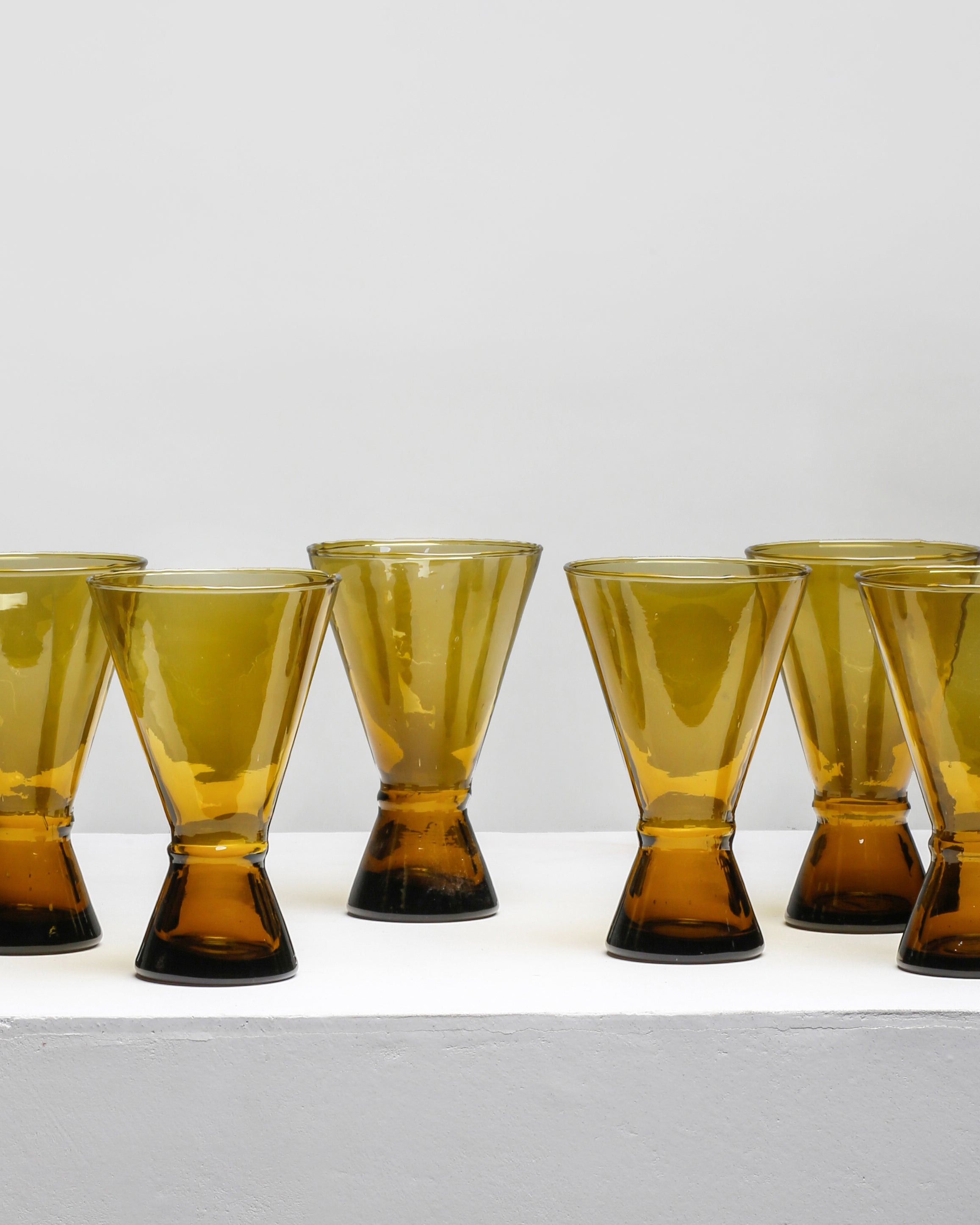 H14 Wine Glass Ø25 cl, Brown