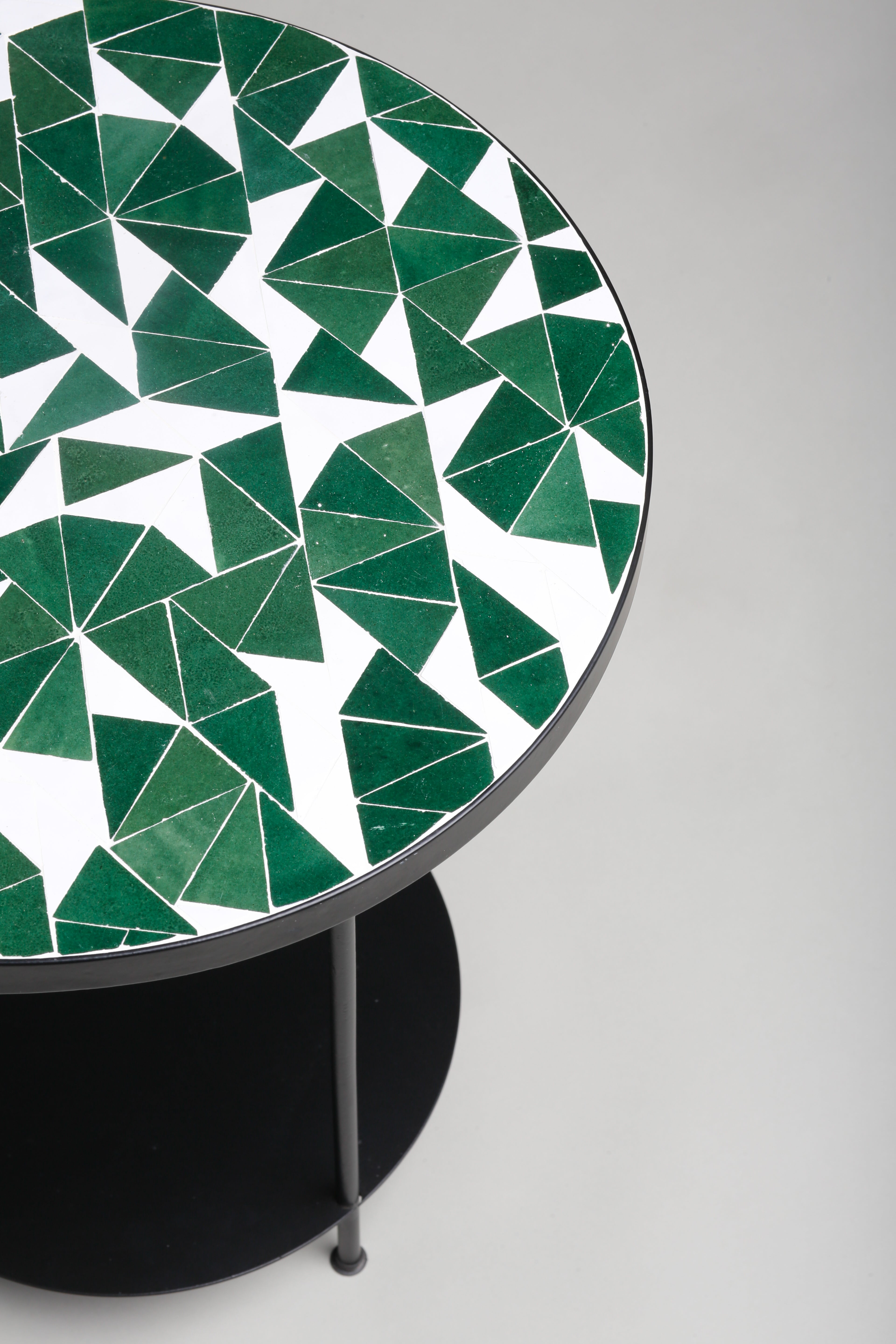 Ligna Disc Origami Side Table, Pine Green-White