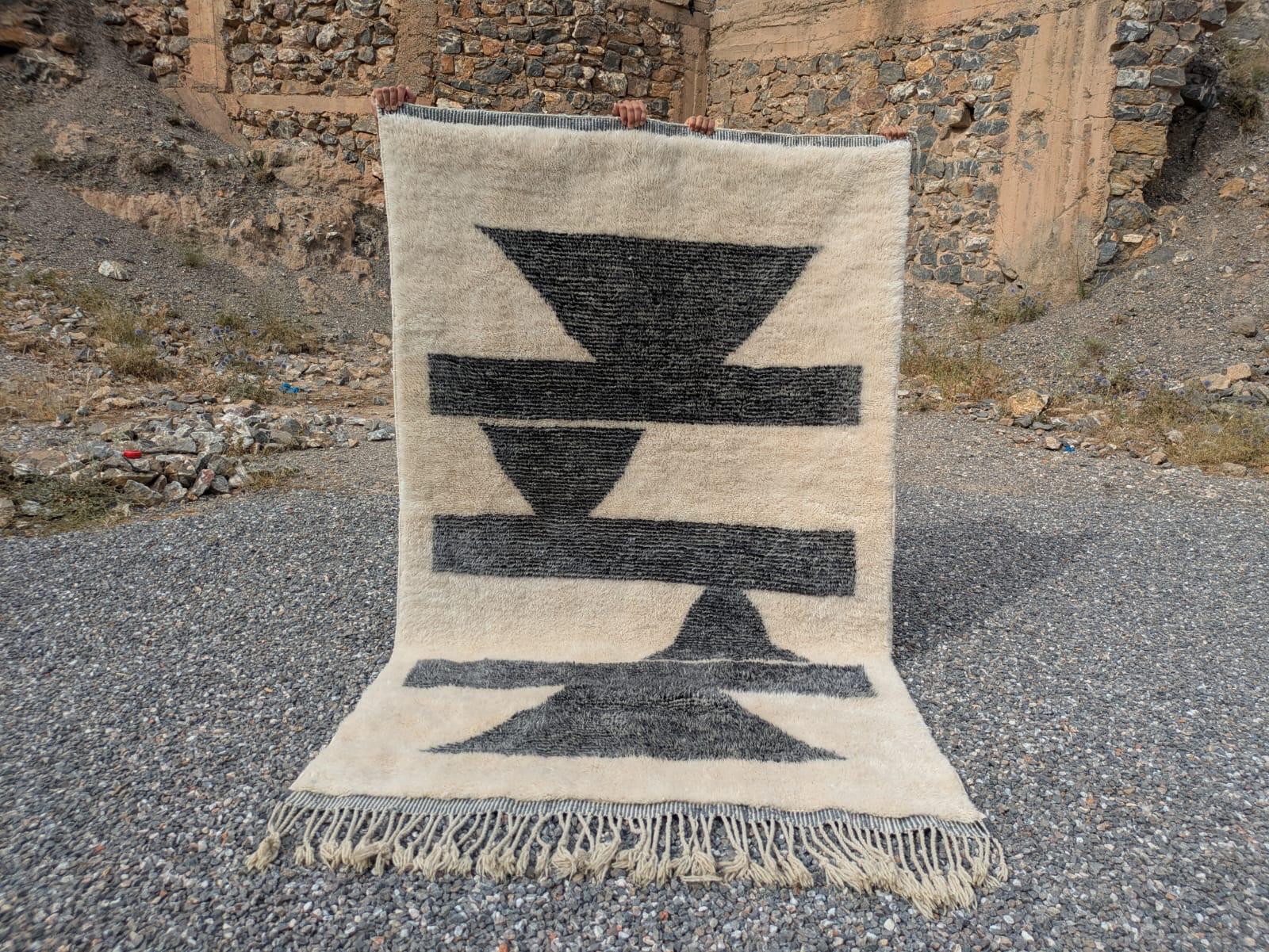 Obsidian Wool Rug 150x250 cm, Natural Wool-Midnight Black