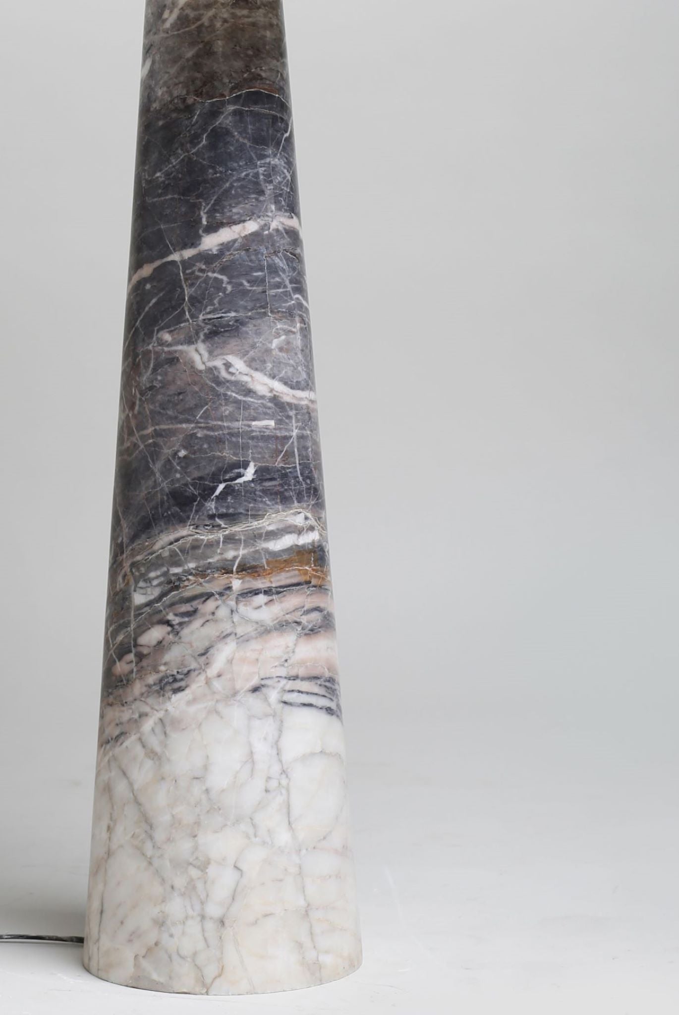FL 11 Floor Lamp, Grey Zayane Marble - Black