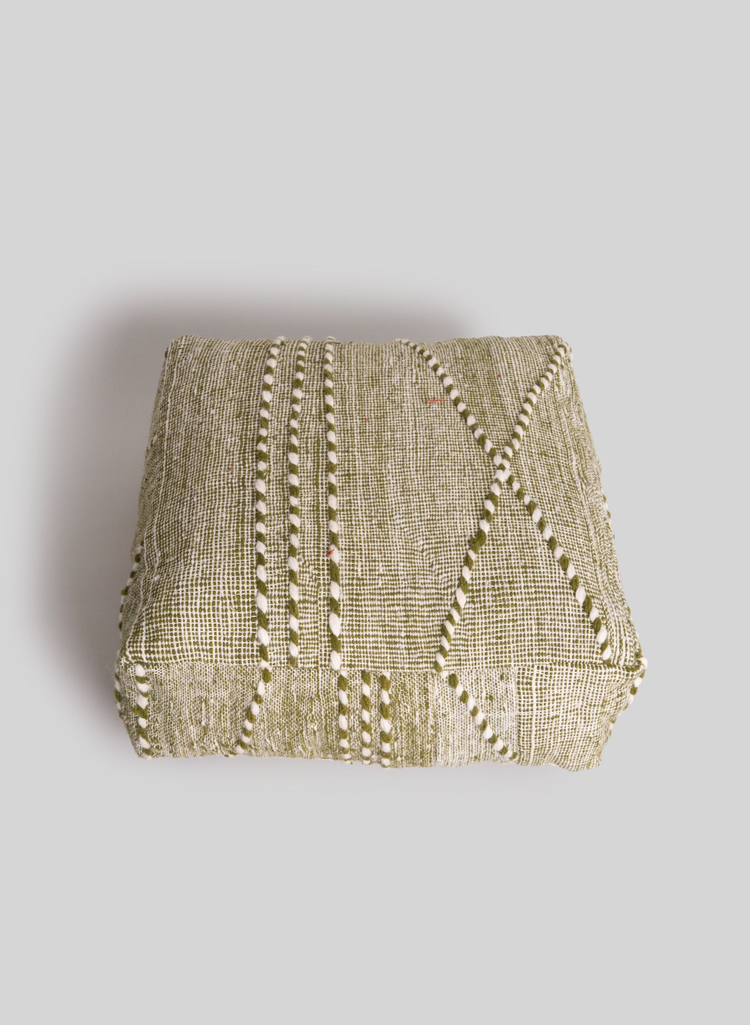 Onyx Hanbel Pouf, Natural wool-Olive