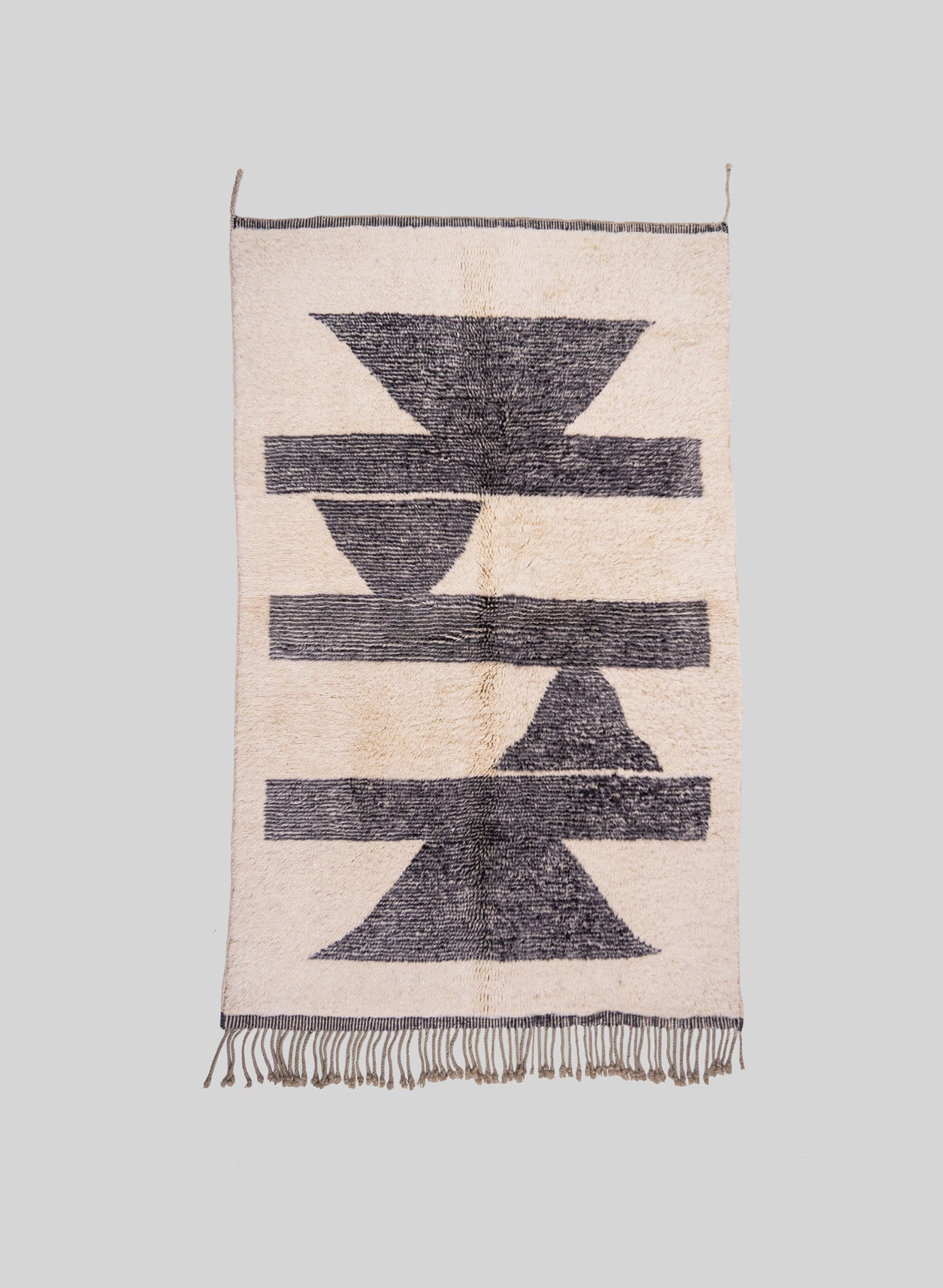 Obsidian Wool Rug 150x250 cm, Natural wool-Midnight black