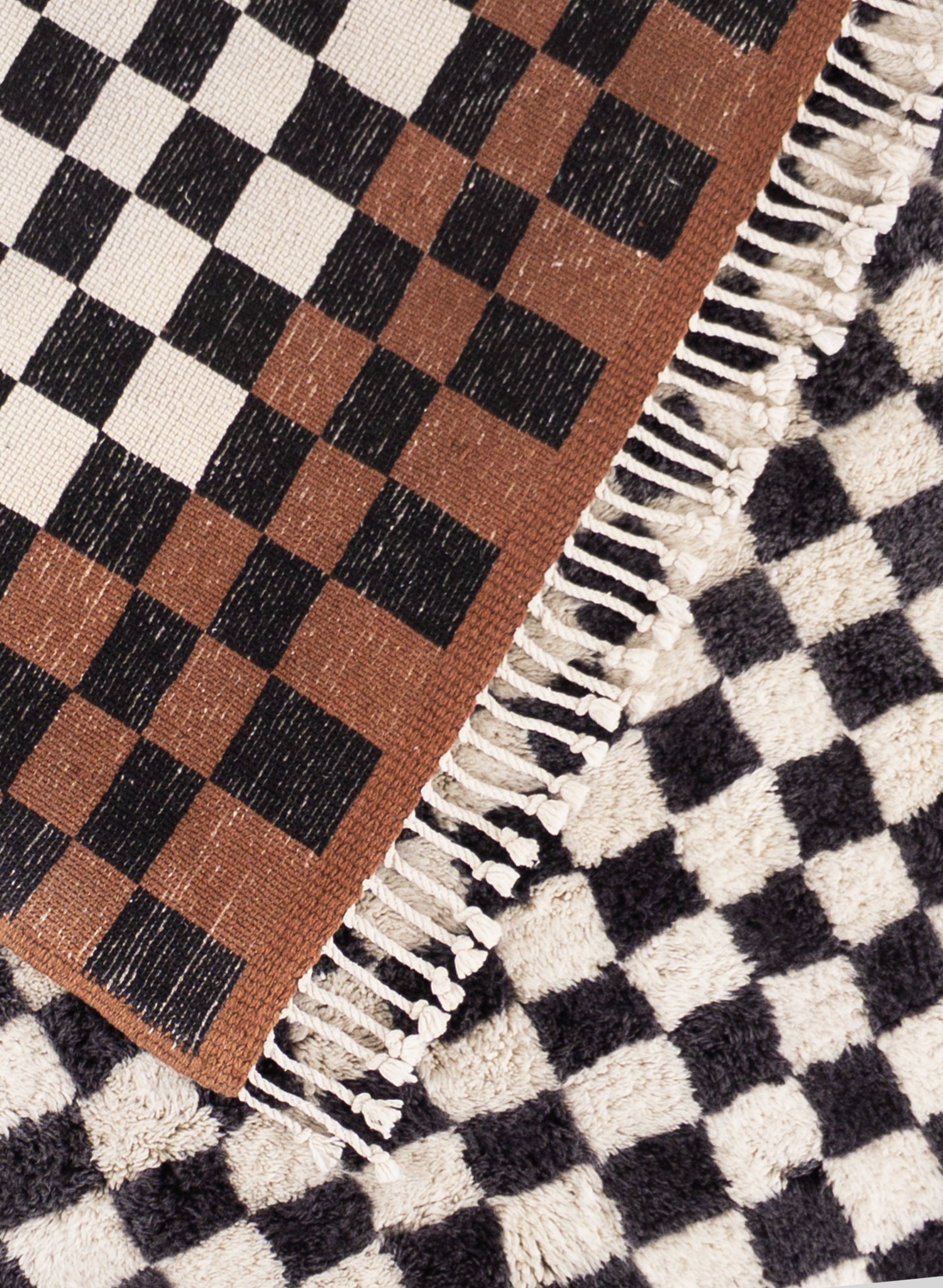 Ember Wool Rug 250x350 cm, Oxblood