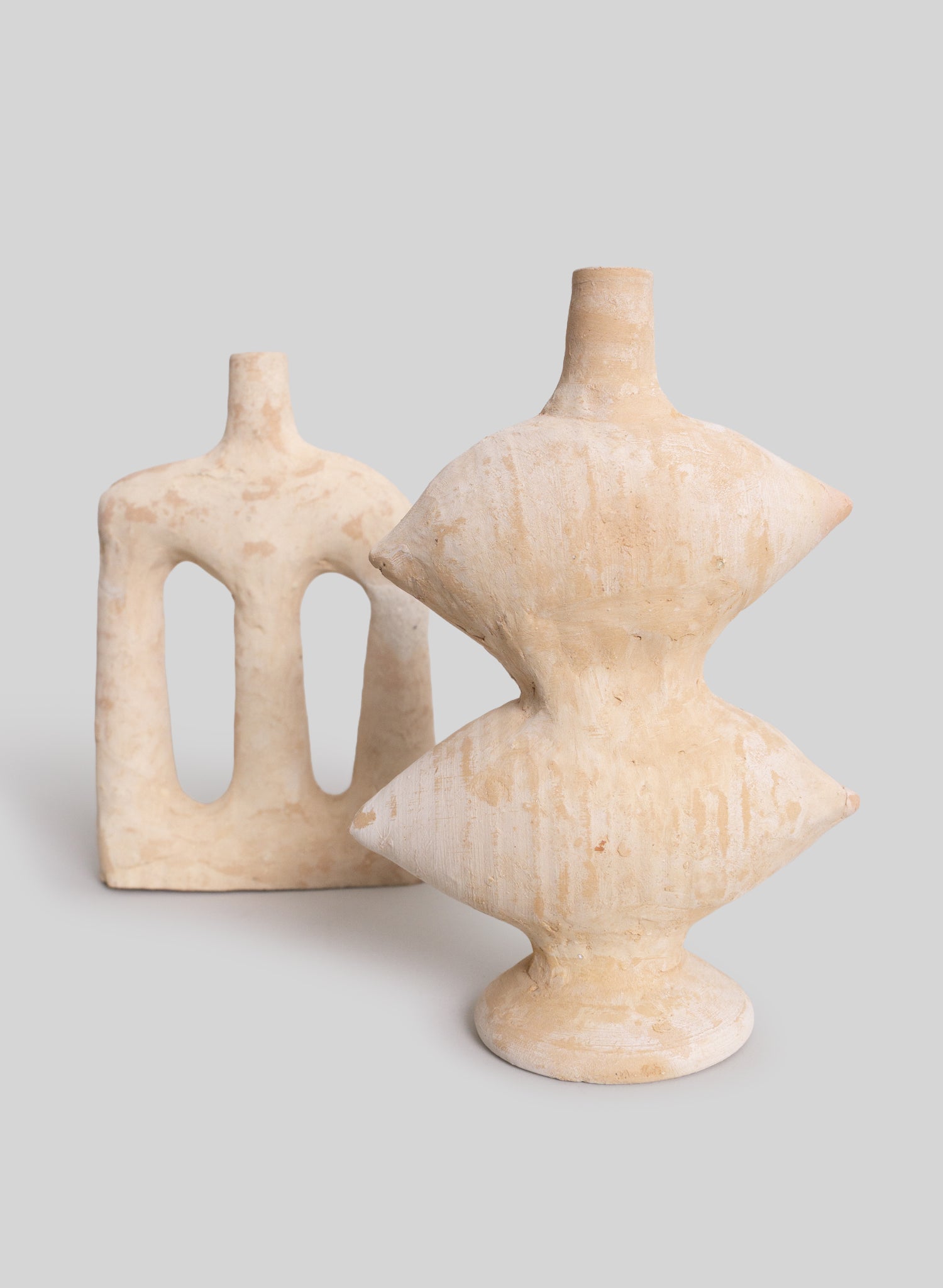 Tamegroute Triple-Arm Vase H27 cm, Unglazed