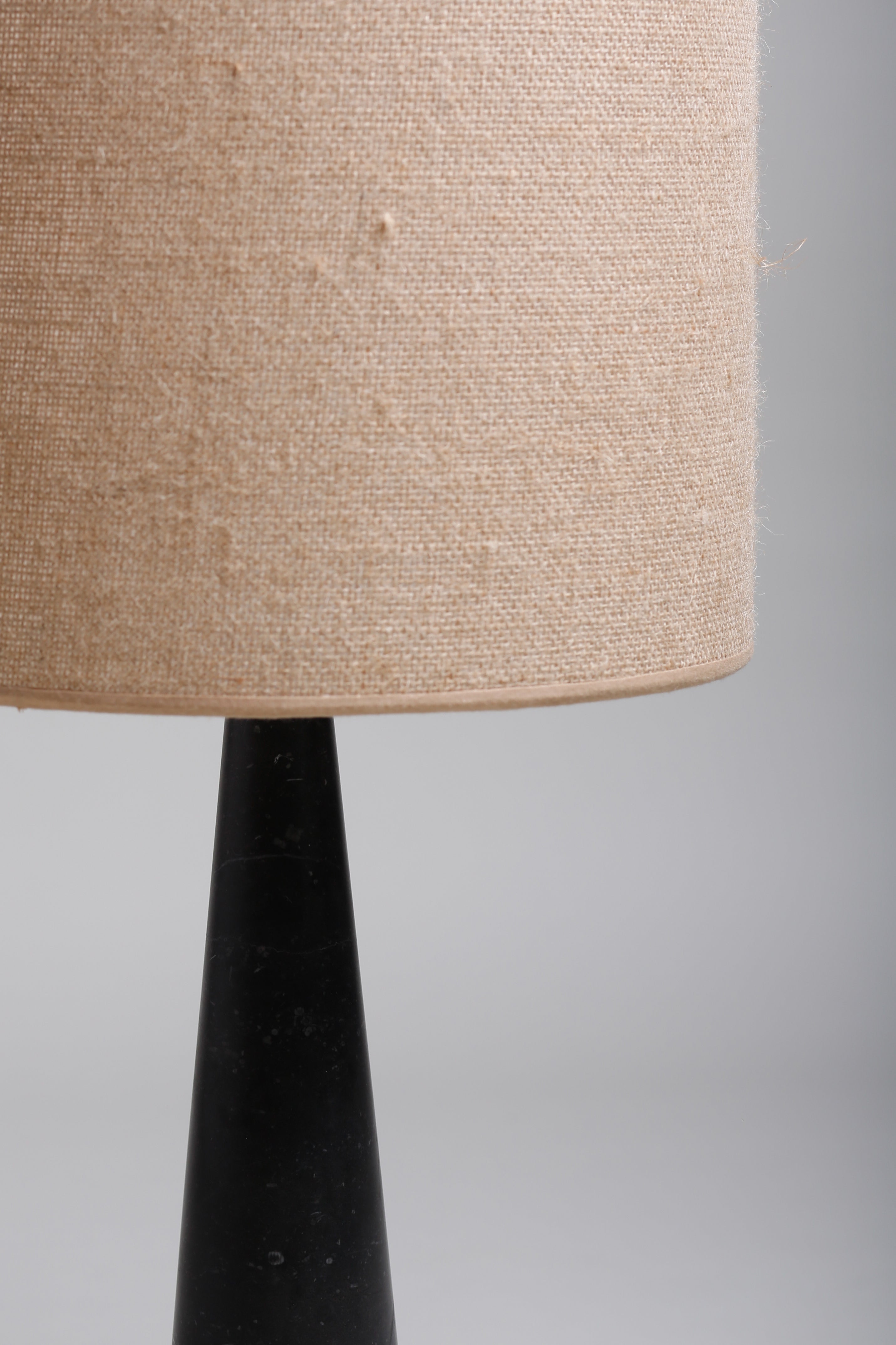 TL 11 Table Lamp, Black Khenifra Marble - Jute