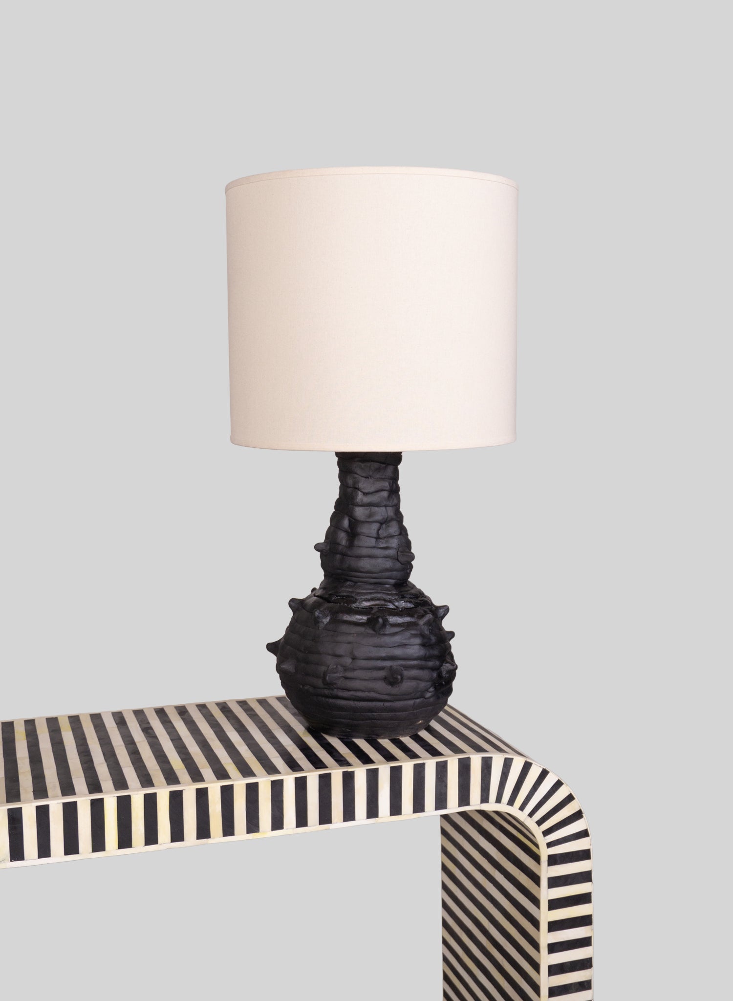 Scultptural Table Lamp H75 cm, Black plaster - White