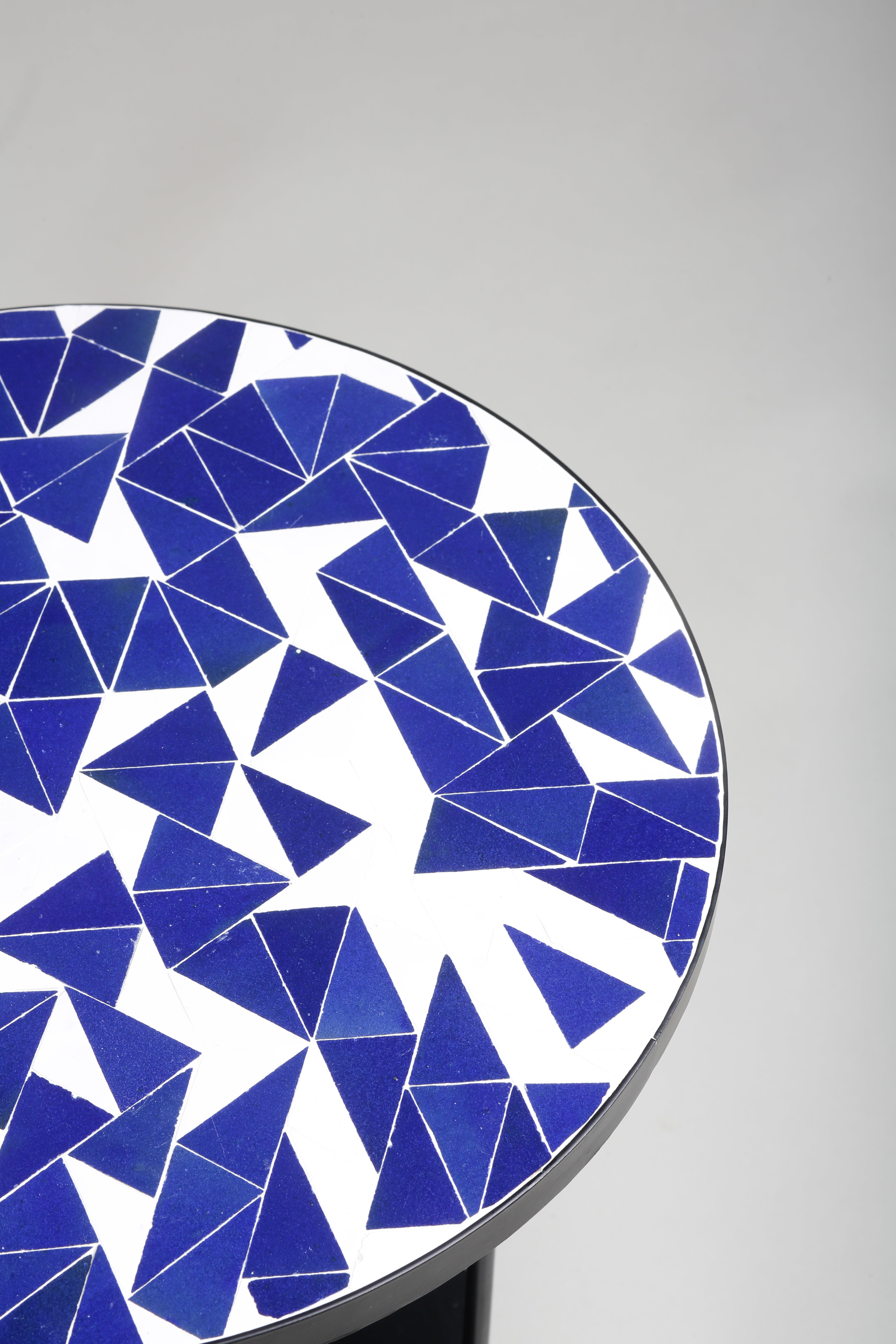 Ligna Disc Origami Side Table, Blue-White